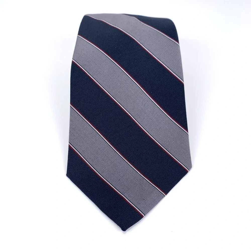 Vintage Brooks Brothers Mens‎ Tie Navy Silver Striped Design Silk - Wool Blend